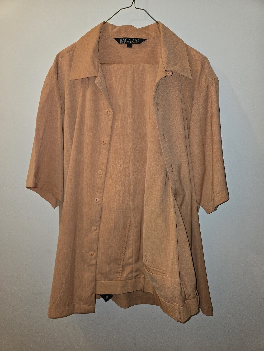 Men's Short-Sleeve Button-Up Shirt in Peach With Matching Pants